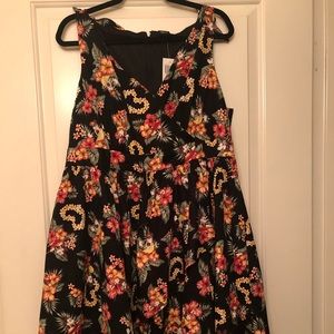 NWT - Micky & Minnie Retro Dress (sz 16)